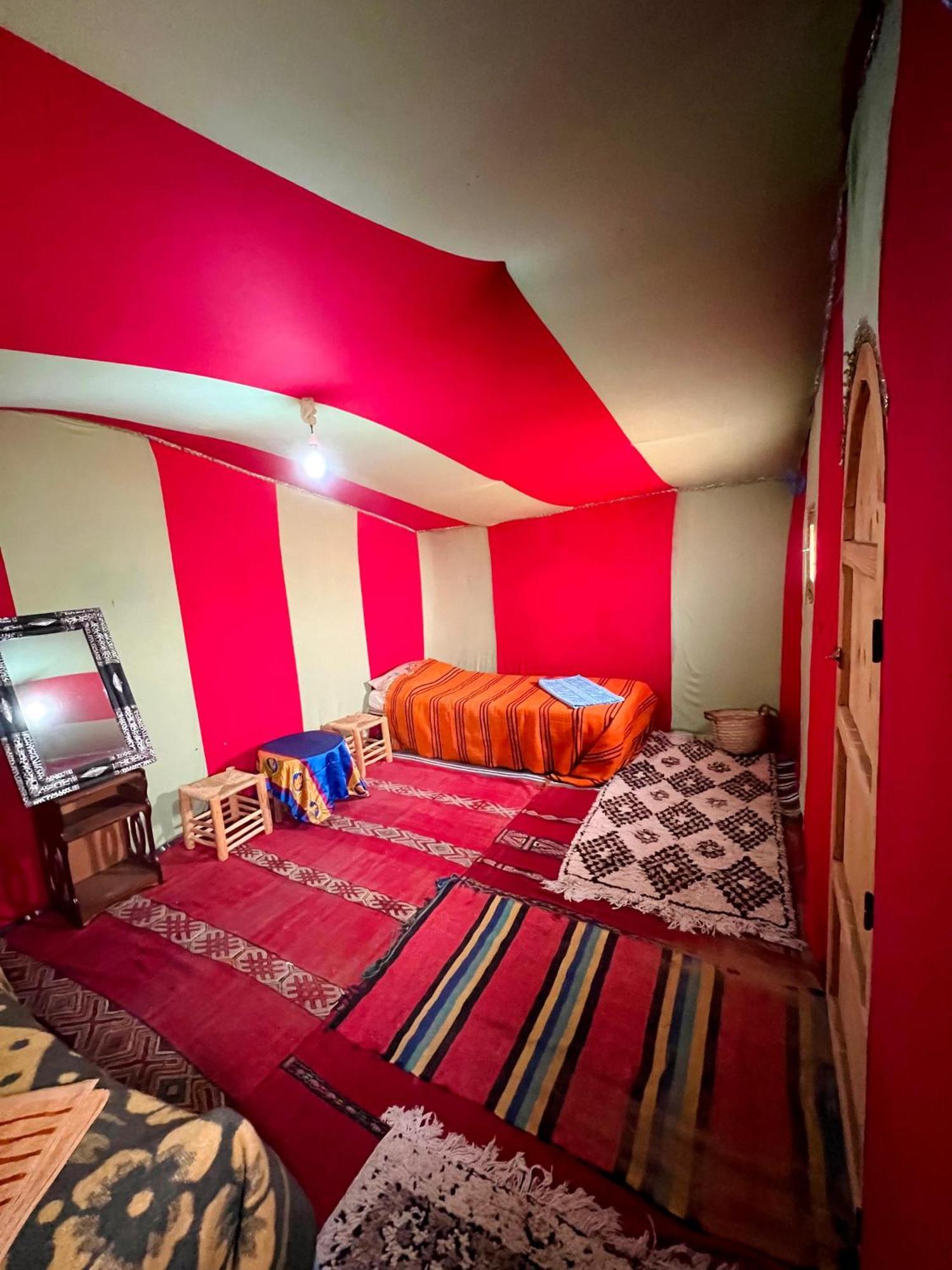 Camp Mbark Authentic Hotel M'Hamid Exterior foto