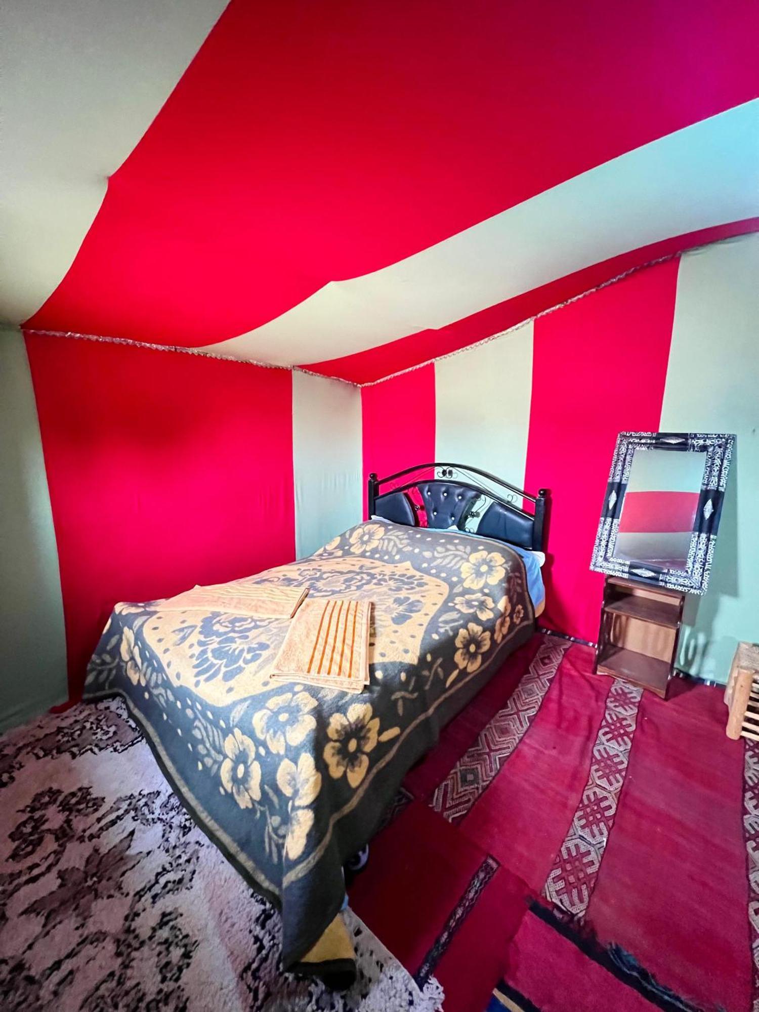 Camp Mbark Authentic Hotel M'Hamid Exterior foto
